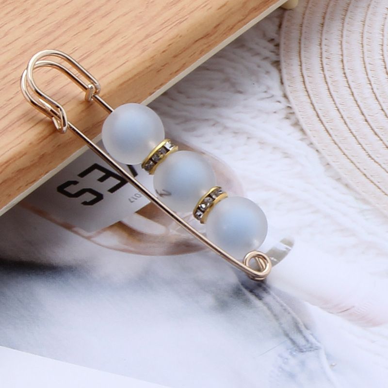 Colored pearl brooch waist circumference change pants waist waist artifact fixed clothes color pearl metal brooch_ipsvogv.com