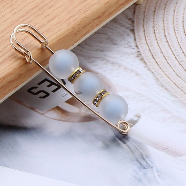 Colored pearl brooch waist circumference change pants waist waist artifact fixed clothes color pearl metal brooch_ipsvogv.com