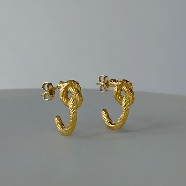 Fashionable Real Gold Electroplated INS Titanium Steel Knotted Fashion Niche Earrings_ipsvogv.com