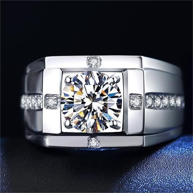 S Pure Silver New Men's Four Claw Fashionable Japanese and Korean Knights Luxury Round Package Mosang Stone Ring for Men_ipsvogv.com