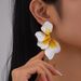 Irregular Petal Oil Drop Stud Design Sense Exaggerated New Versatile Women's Earrings_ipsvogv.com