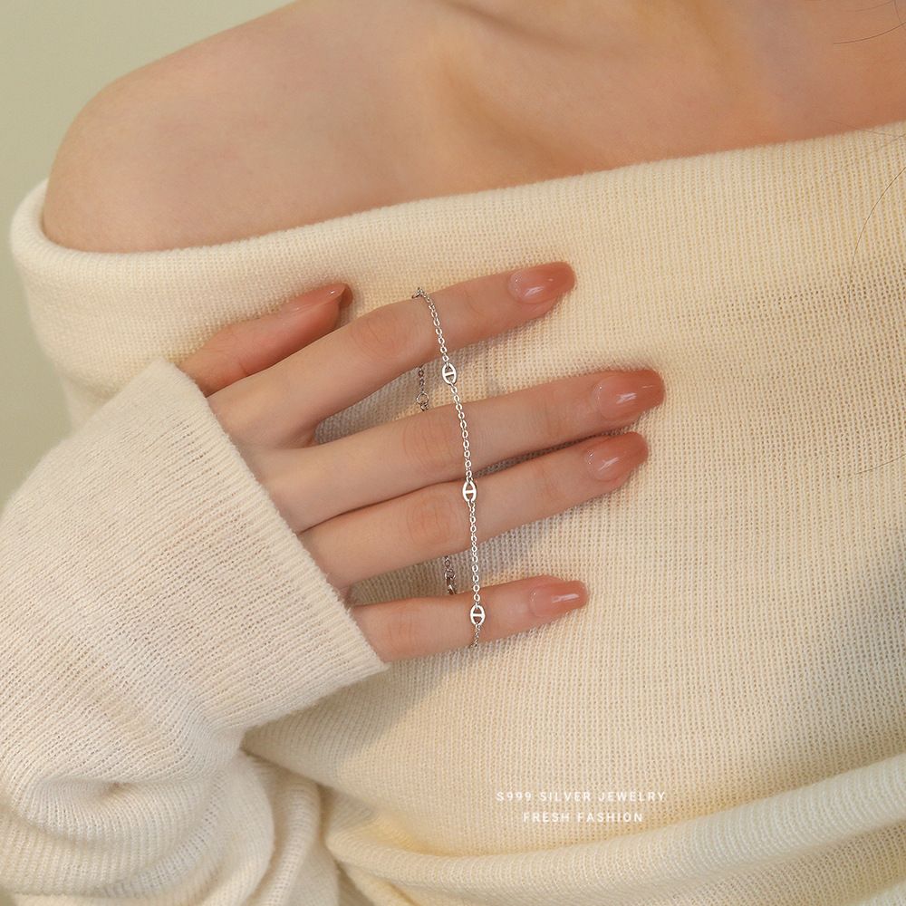 Women's Jewelry Light Luxury Pig Nose Bracelet Female S999 Sterling Silver Temperament Versatile Minimalist Style Sterling Silver Bracelet_ipsvogv.com