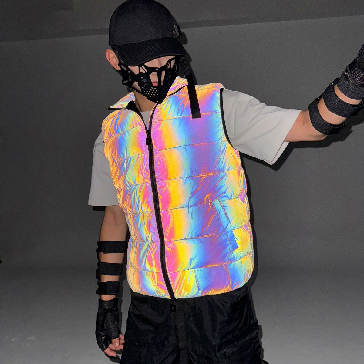 Men's Clothing Factory direct sales colorful reflective cotton vest men's autumn and winter outdoor warm thick colorful reflective vest_ipsvogv.com