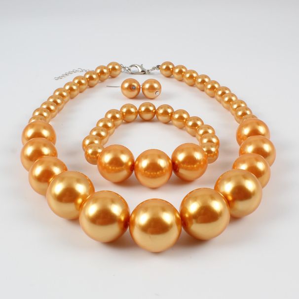 Fashion Pearl Necklace Simple Exaggerated Pearl Necklace Three Piece Bridal Set_ipsvogv.com