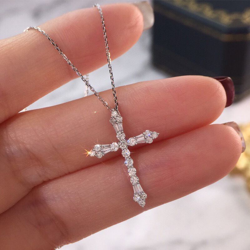Cao Shi Fashion Versatile Light Luxury Ladder Square Pendant For Women, Elegant, High End, Super Shining Sweater Chain,_ipsvogv.com
