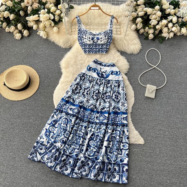 Women Two piece set of short strapless suspender with three-dimensional chest pad and pleated skirt_ipsvogv.com