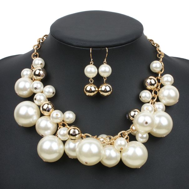 Elegant elegant with a simple and atmospheri cof pearls, irregular geometric collarbone necklace 6430_ipsvogv.com