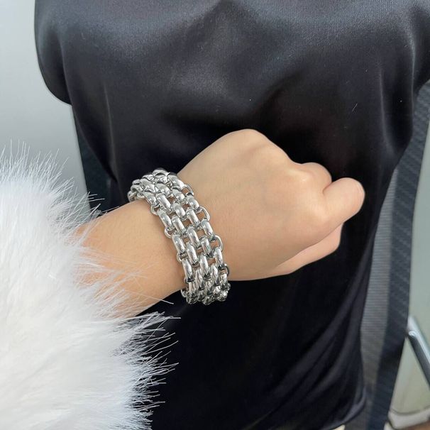 Jewelry Minimalist Clothing Accessories Metal Sweater Personality Exaggerated Thick Chain Necklace_ipsvogv.com