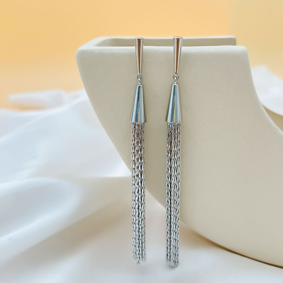 Gold-Plated Copper Wheat Spike Tassel Heavy Craft For Women High-End Luxury Style S Silver Needle Earrings_ipsvogv.com