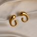 Real Gold Electroplated Titanium Steel Fine Polished Teardrop Fashionable Hollow Comma Earrings_ipsvogv.com