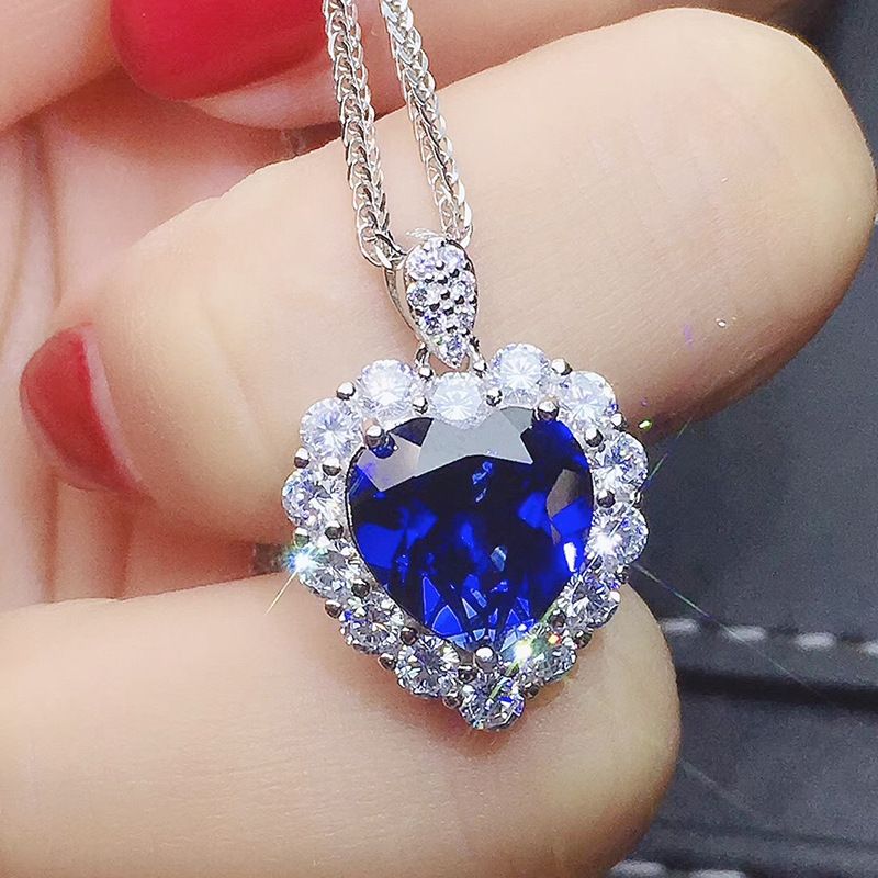 Cao Shi's New Inlaid Navy Blue Heart-shaped Necklace For Women's Fashion OL Temperament Engagement Pendant_ipsvogv.com
