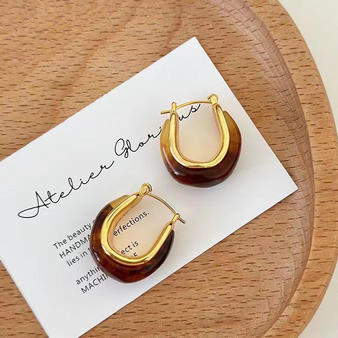 Women's Earrings Maillard autumn and winter light luxury high-end earrings hoop women's round amber earrings amber ear buckle temperament_ipsvogv.com