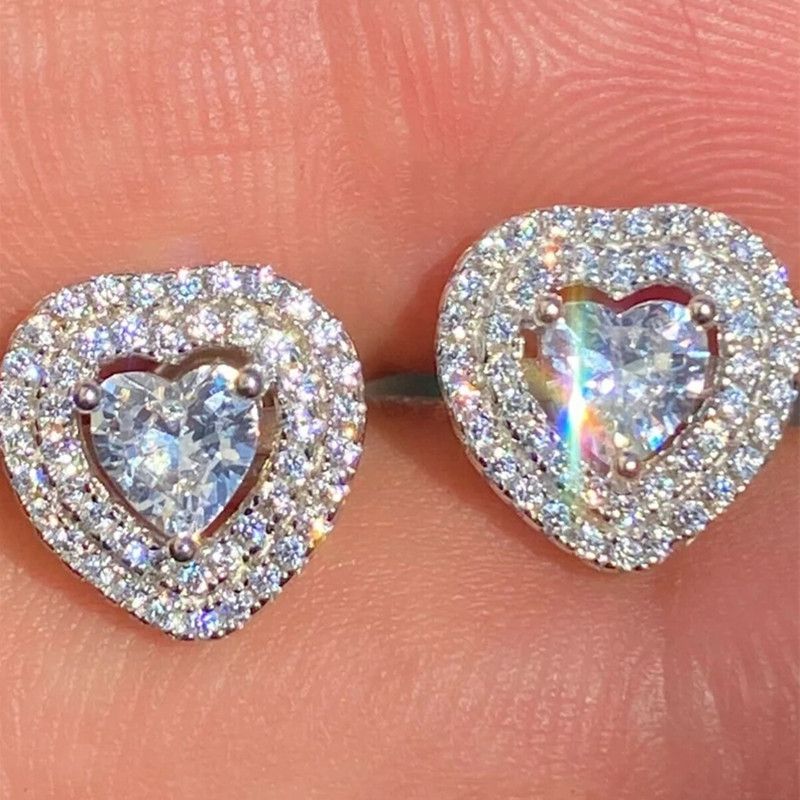 Cao Shi's Earrings Exquisite and Small Mini Heart shaped Earrings with Advanced Sense Versatile Earrings_ipsvogv.com