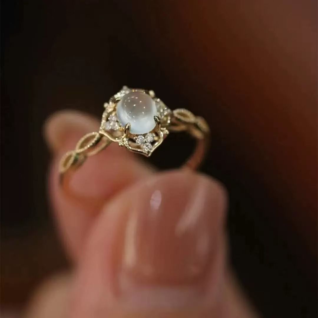 White Marrow Pigeon Egg Ring, Jade Temperament, Versatile Fashion Personality, Light Luxury Ice Ring_ipsvogv.com