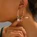 Minimalist geometric style women's drip oil with personalized flowers and pearl inlay, niche design earrings, high-end_ipsvogv.com