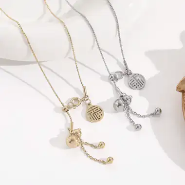 NECKLACE ELEGANCE