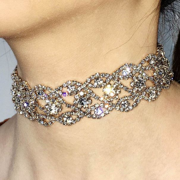 2020 New Diamond Studded Hollow Neck Chain Short Clavicle Geometric Alloy Rhinestone Necklace Choker_ipsvogv.com