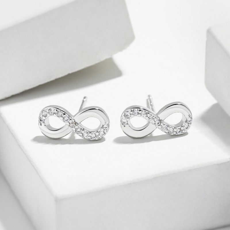 Minimalist Korean version of the Mobius set of earrings S925 silver needle niche design eternal infinity symbol 8 shaped earrings_ipsvogv.com