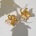 INS Retro Plated Titanium Steel Pearl Flower Korean Earrings_ipsvogv.com