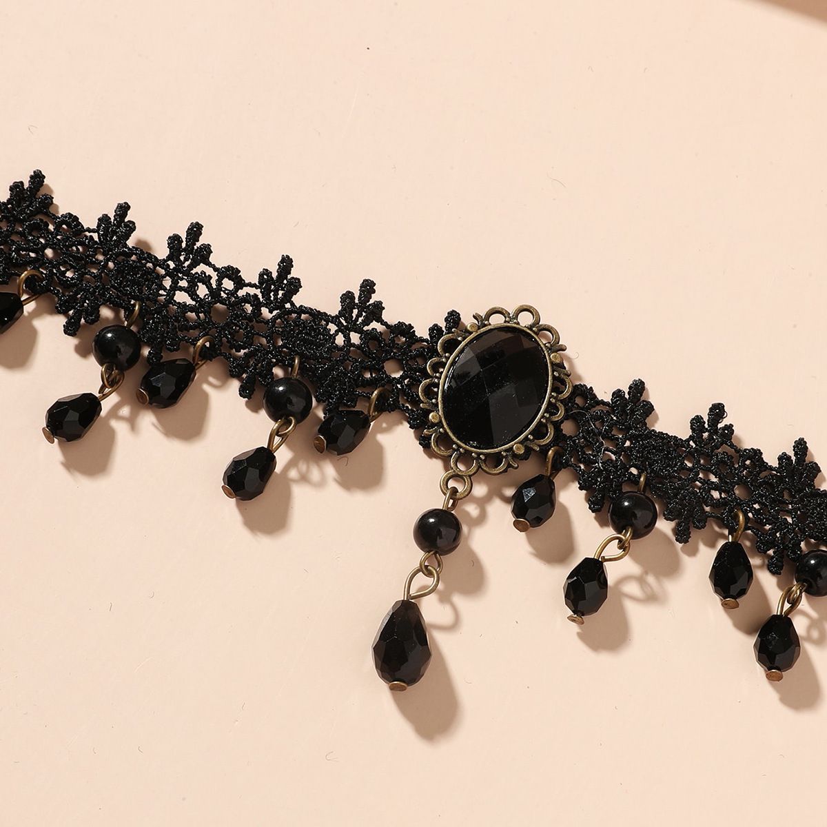 New Fashion Personality Black Gothic Style Collarbone Chain Women's Exaggerated Lace Necklace_ipsvogv.com