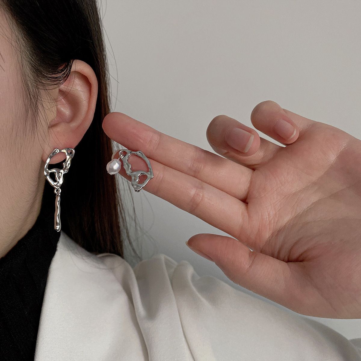 Women's Jewelry Set Fashion Silver Needle New Love Tassel Earrings Female Retro Temperament Light Luxury High End Niche Earrings_ipsvogv.com
