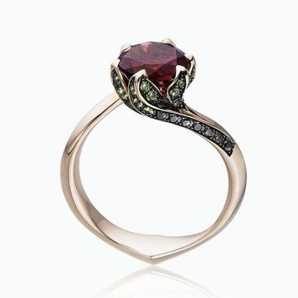 Sanjie Creative Shaped Women's New Rose Gold Inlaid With Red Zircon Ring_ipsvogv.com