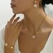 Ins Fresh And Sweet Niche Flower Earrings Necklace Jewelry Simple Inlaid Mother Of Pearl Bracelet Versatile Accessories For Women_ipsvogv.com