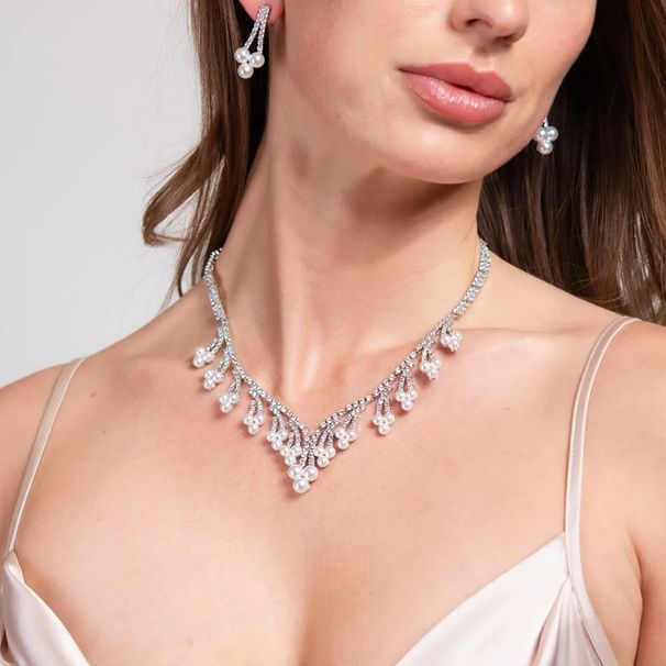 Exaggerated Crystal Rhinestone Collarbone Chain Pearl Necklace Jewelry High-end Versatile Female Light Luxury Choker_ipsvogv.com