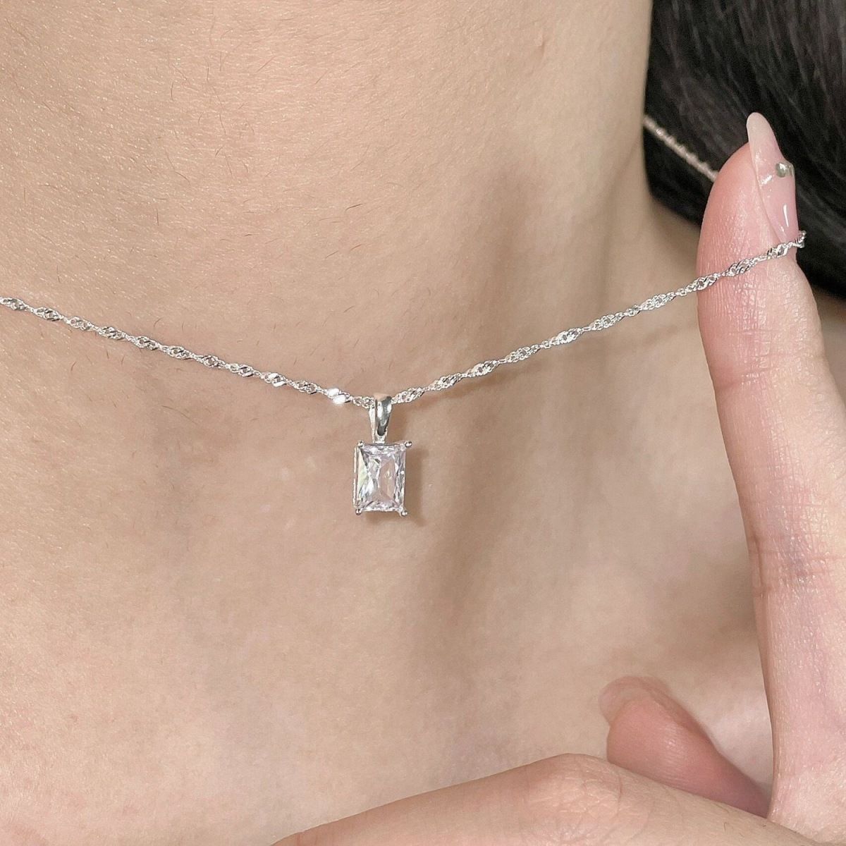 【 24000 People's Collection 】 Super Sparkling Zircon Block Rock Candy S Pure Silver Necklace For Women, Simple And_ipsvogv.com