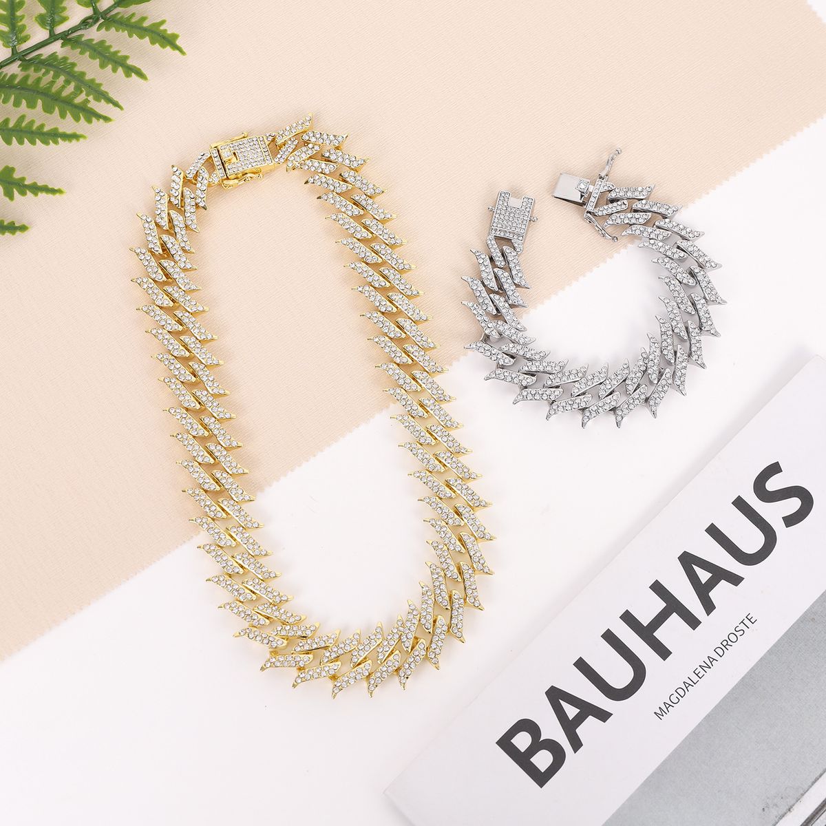 Hot Selling New Product Full Diamond Cuban Chain Trendy Hip Hop Short Thorn Necklace Jewelry_ipsvogv.com