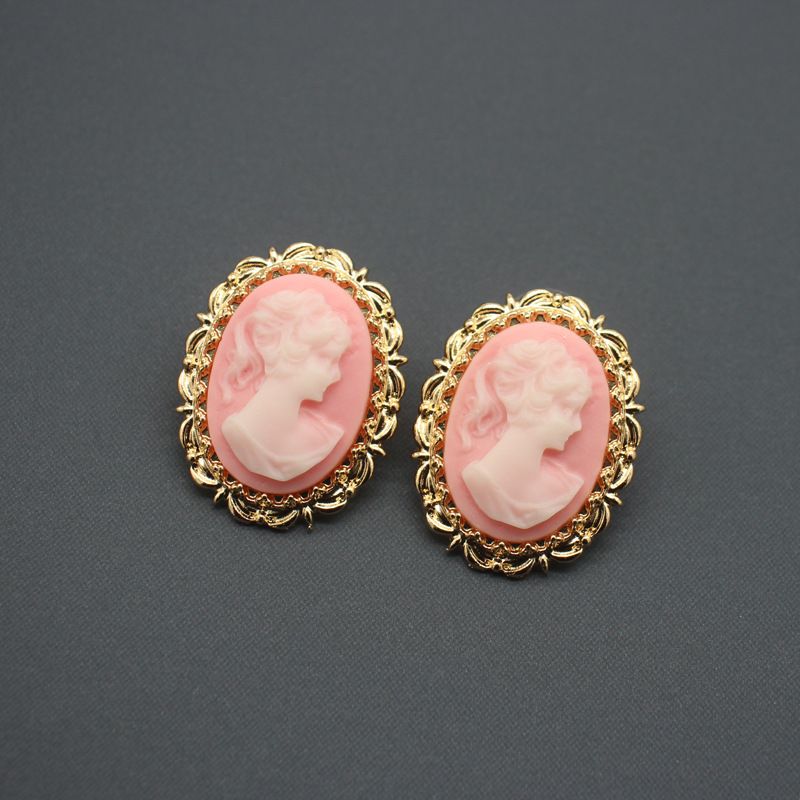 Women's Earrings single retro vintage medieval exaggerated style Cameo palace baroque western antique earrings_ipsvogv.com
