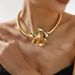 N12338 New Fashionable Accessories Personalized Simple Flower Set Pearl Collar for Women_ipsvogv.com