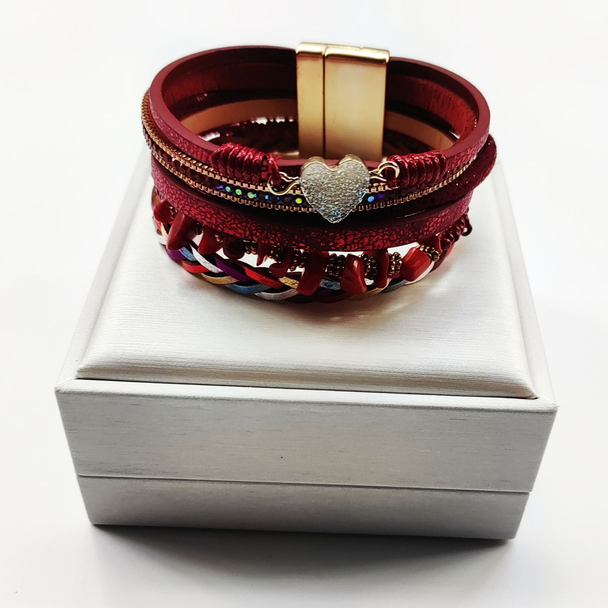 Multi Layer Fashionable Peach Heart Crushed Stone Leather Bracelet, Ladies' Magnetic Buckle Batch_ipsvogv.com