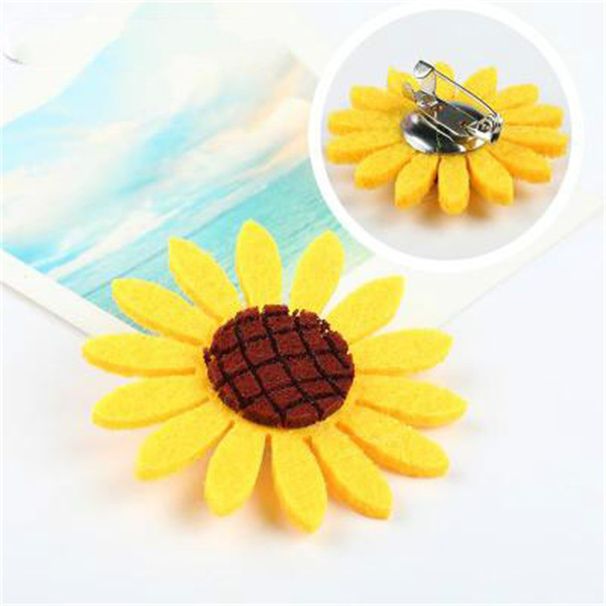 Korean personality versatile female sunflower brooch, safety pin, anti glare buckle, accessory simple collar pin_ipsvogv.com