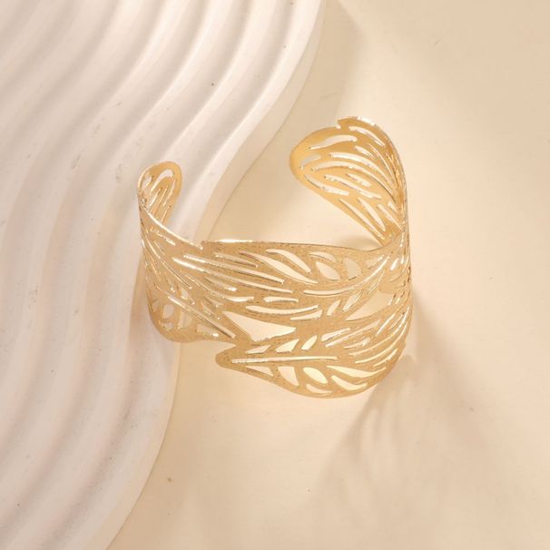 Geometric Open Adjustable Fashion Wide Hollow Butterfly Gold Bracelet For Women_ipsvogv.com