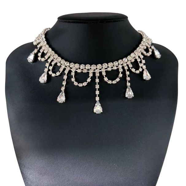 Sparkling diamond high end necklace clavicle chain choker fashionable and simple necklace_ipsvogv.com
