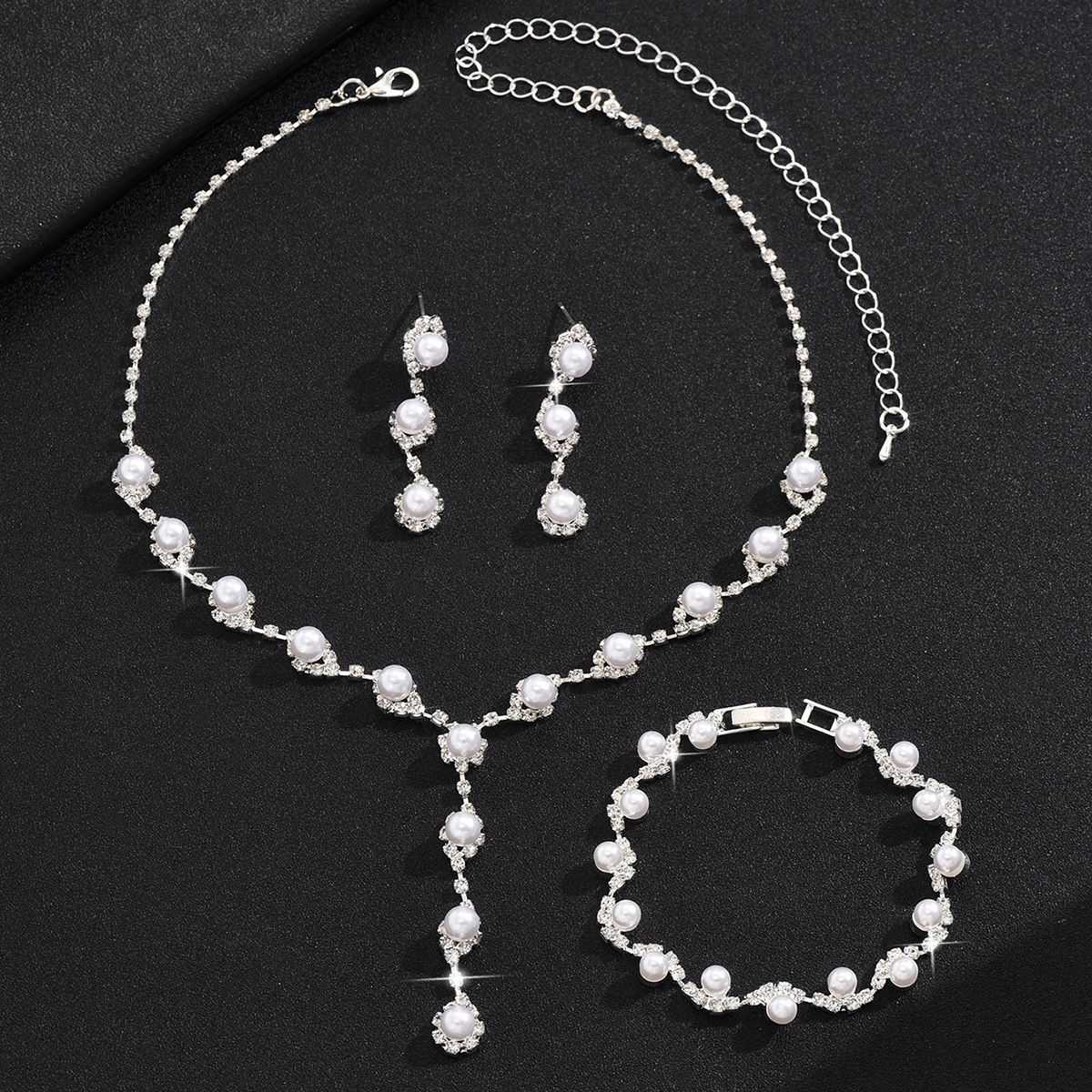 Claw Chain Full Diamond Three Piece Set Necklace Earrings Bracelet Dinner Dress Jewelry Accessories_ipsvogv.com