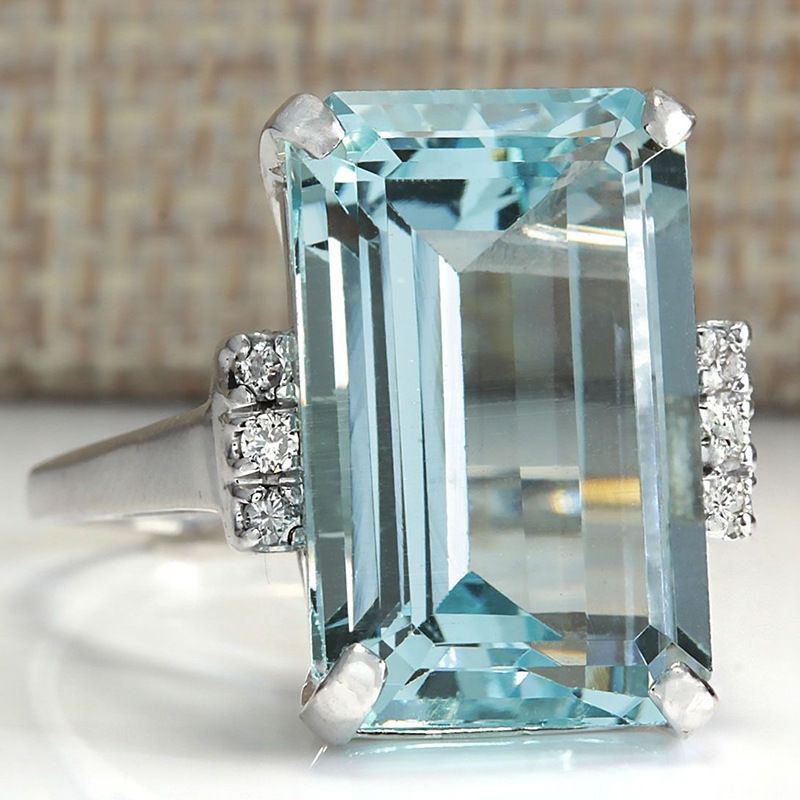 Fashionable And Luxury Topaz Engagement Blue Ring Handicraft_ipsvogv.com