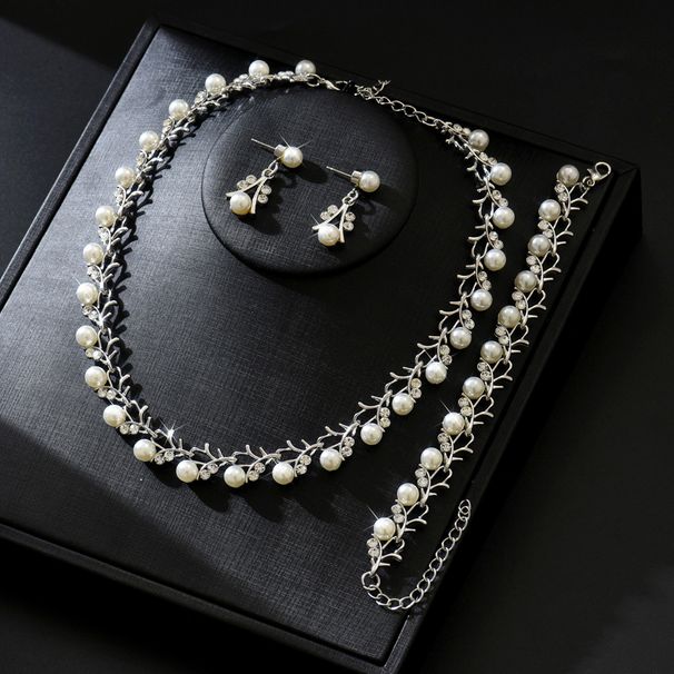 Pinduoduo Pearl Earrings Necklace Bracelet Three-Piece Women's Jewelry Set Dress Accessories_ipsvogv.com