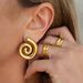 Women's Jewelry Fashion Niche Clavicle Necklace Starfish Pendant Gold Stainless Steel Thread Circle Pendant Necklace_ipsvogv.com