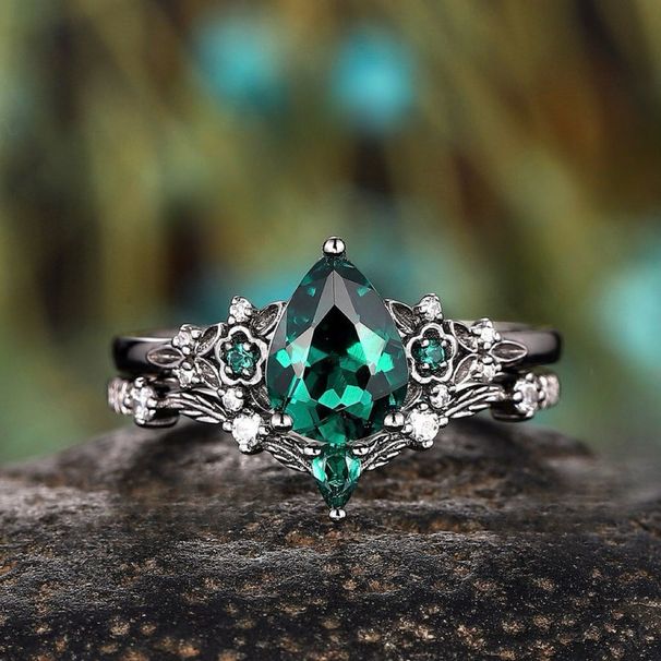 Sanjie Creative Set Flower Green Zircon Stacked With Personalized Light Luxury High End Women's Ring_ipsvogv.com