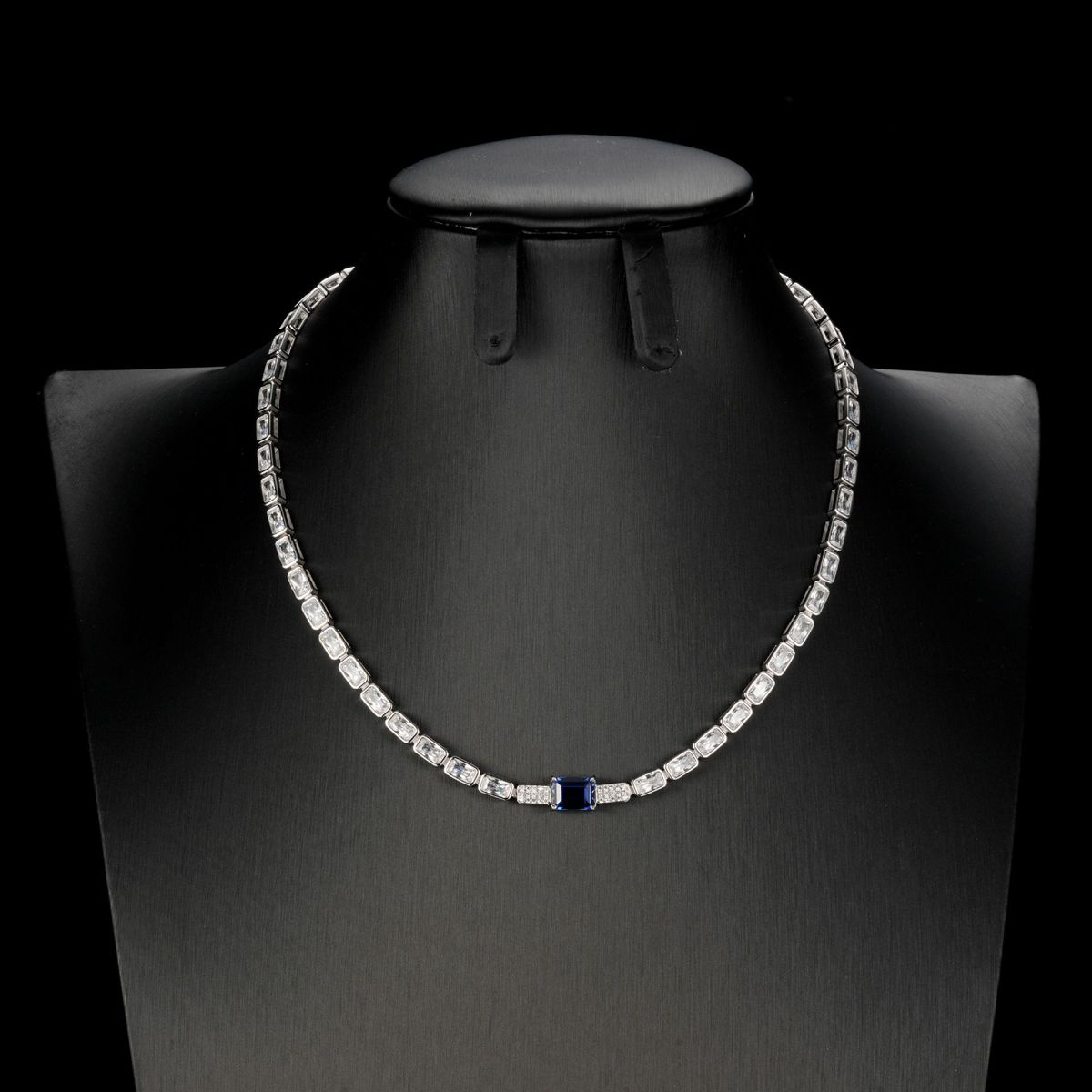 special Supply Heavy Industry Design Cultivated Emerald Necklace S925 Silver Full Of Square Diamonds Colored Gemstone Clavicle Chain_ipsvogv.com