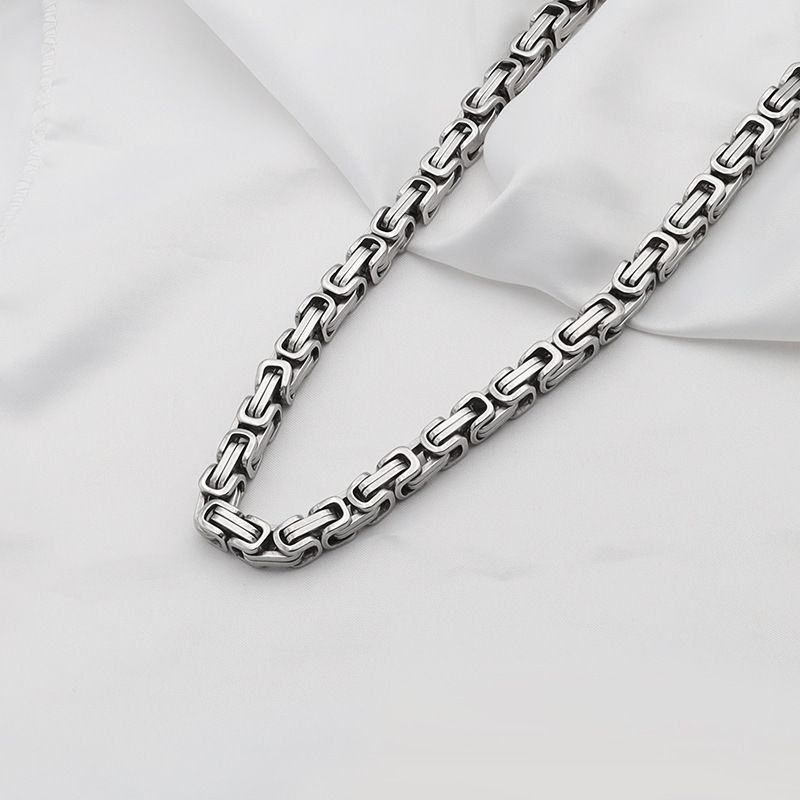 Hip Hop Cuban Chain Byzantine Square Buckle Back Chain Trendy Men's Imperial Chain Titanium Steel Necklace_ipsvogv.com