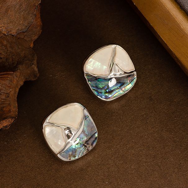 Silver Needle Fahion Maillard Color Contrating Geometric Abalone Shell Drip Oil For Women, Simple And High End_ipsvogv.com