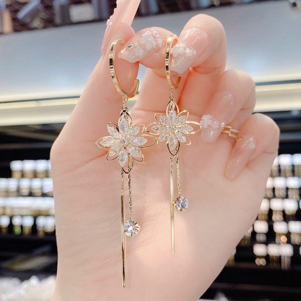 2021 New Trend Korean Style Elegant Zircon Flower Long Tassel Face Slimming S Silver Needle Earrings For Women_ipsvogv.com