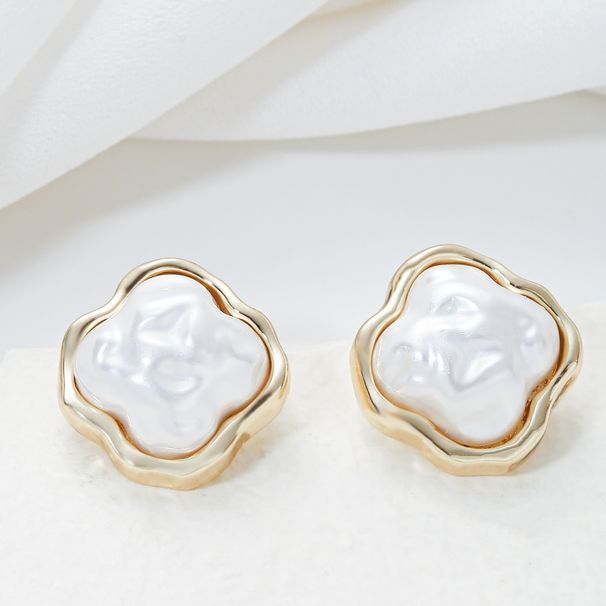 Small niche design, irregular pearl female personality, metal versatile, internet famous, stylish ear, high-end_ipsvogv.com