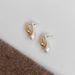 Simple design, personalized earrings can be paired with two pairs of gold and silver earrings_ipsvogv.com