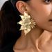 Exaggerated Jewelry Asymmetric Three-Dimensional Metal Inlaid Pearl Heavy Craft Flower Stud Elegant Fashion Earrings_ipsvogv.com
