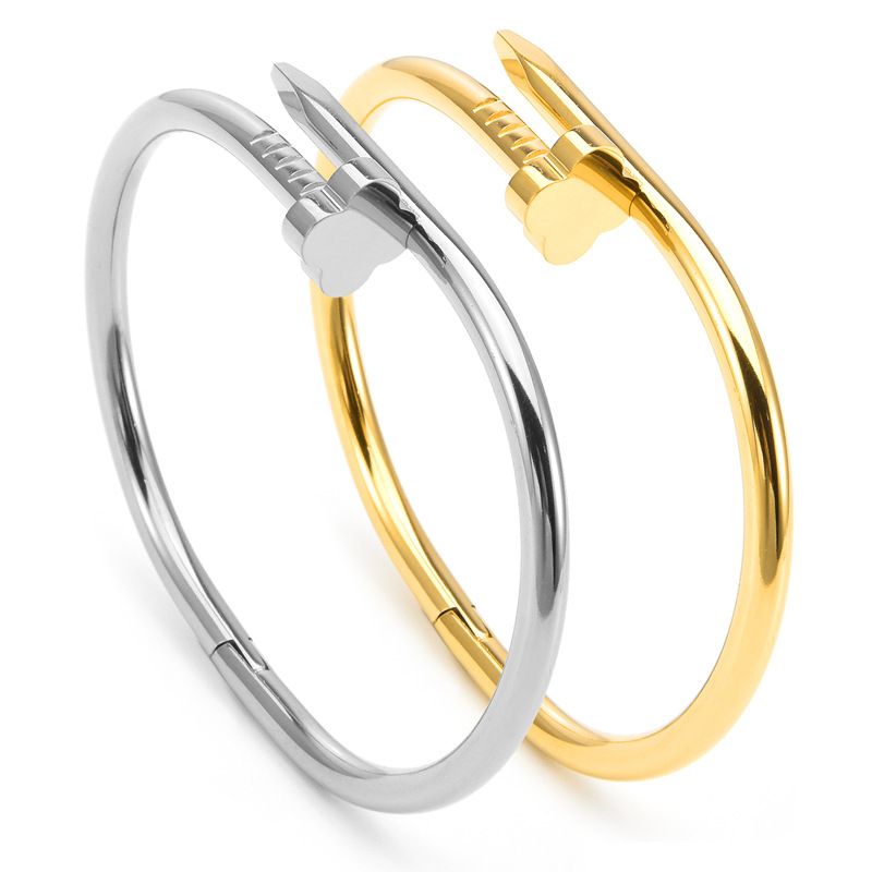 New Hot Selg Four Leaf Clover Titanium Steel Niche All Match Light Peach Heart Nail Bracelet_ipsvogv.com