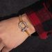 INS Style Horseshoe Buckle Gold-Plated Stainless Steel Box Chain Unisex Low Allergy Carabiner Bracelet_ipsvogv.com